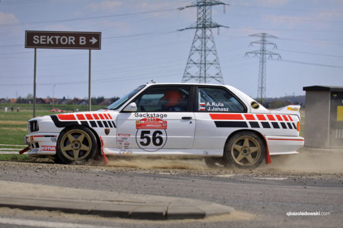 81